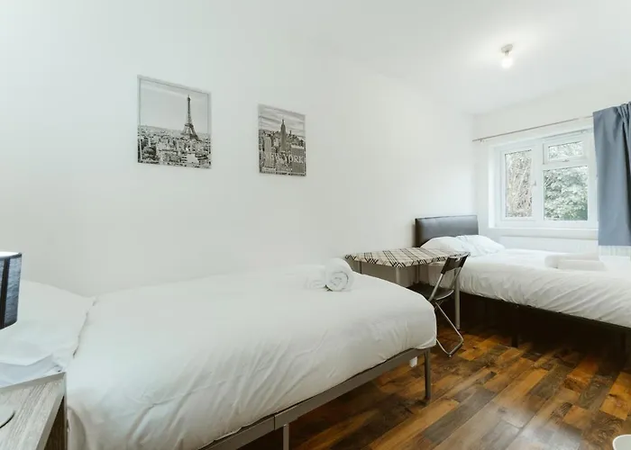 Upton Park Bedrooms 25 Min To Central